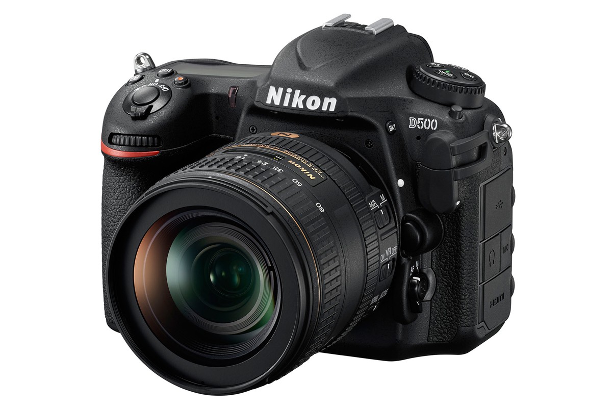 ニコンD500