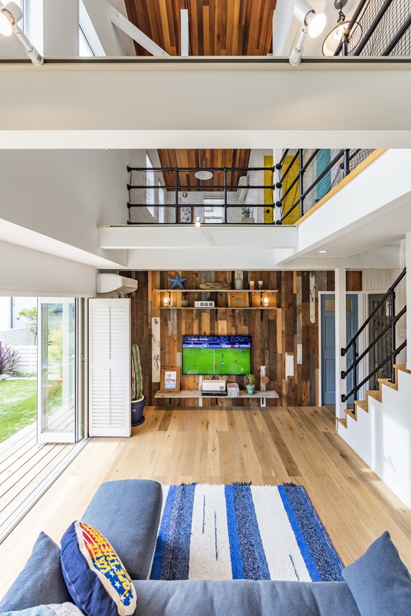 サーファー大きな吹き抜け