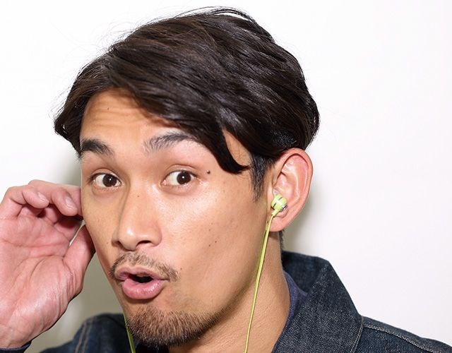 THE VISUAL PERFORMER