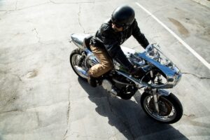 世界が認める日本の先駆者たち②「CHABOTT ENGINEERING」木村信也｜モーターサイクルをアートにした先駆者。