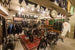 アメリカ製とイギリス製の違いは? 英国ヴィンテージライダースが愛されるワケ。