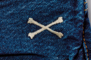 【バンソン(VANSON)の傑作ジーンズ】モーターサイクルカルチャーのエッセンスが香る一本。