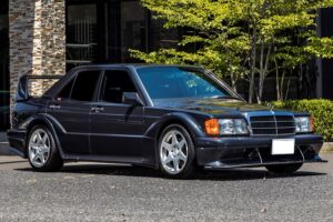 メルセデスベンツ史上最も戦闘的な4ドアセダン、「小ベンツ」を覚えているか?