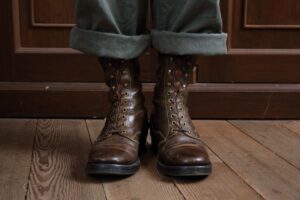 6インチと9インチのブーツに最適な丈は？　ハイトに合ったロールアップ術を教えます。