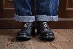 ジーンズに合う靴とは？　ジーンズの種類によって似合うメンズ靴は決まっている！