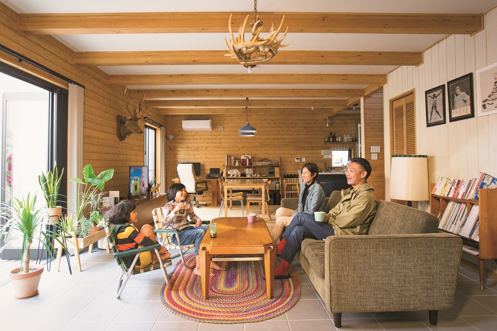 「住む」より「楽しむ」BESS（ベス）の家。新米オーナーに会いに行く！｜BESS