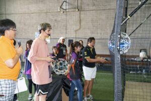 海外で熱い盛り上がりをみせる【ドローンサッカー®】が日本上陸！ その楽しみ方とは？