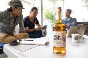 WILD TURKEYディスプレイ什器を作る！①｜“ラック”開発のミッションがスタート！