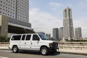 男前なバン“エコノライン”！ フォードのトランスポーター「E150」で都会を駆け巡る。