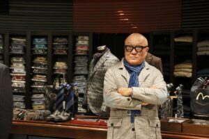 【世界が認める日本の先駆者たち①】「EVISU」山根英彦｜日本で生まれたカモメマークは どこよりも早く世界へと羽ばたいた。