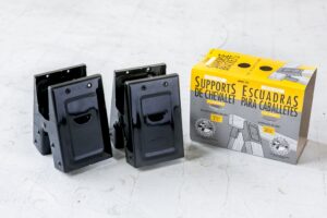 2×4材を使ったDIYの必需品5アイテムを紹介！