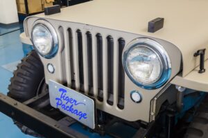 軍用車から始まるジープの歴代モデルと、知られざる7本グリル秘話。