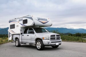 ダッジラムをトラックキャンパーに、カスタムしたらもっと遊べるクルマが誕生!