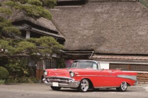 ショーカスタムが施された、トライシェビーの中でも人気の’57年式ベルエア・コンバーチブル。