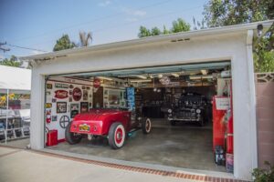 【ガレージライフ】カリフォルニアで見つけた、おもちゃ箱みたいな夢見るアメリカンガレージ。