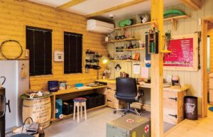 ガレージやリビング、趣味の空間にも使える！土間空間のある「BESS」の家。