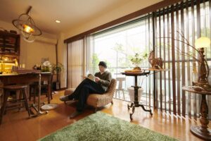 インダストリアルな空間作りの先駆者のプライベートルームは、真似したくなるポイントの宝庫。