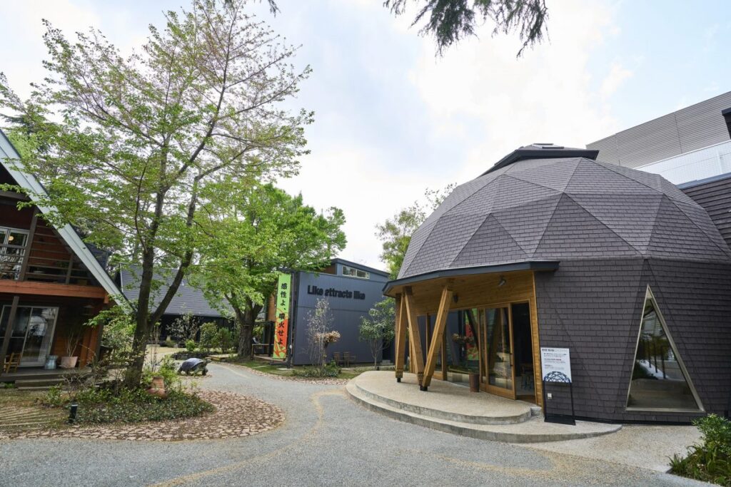 新しくなった「BESS（ベス）」の展示場“BESS MAGMA”で理想の暮らしを体感！｜BESS