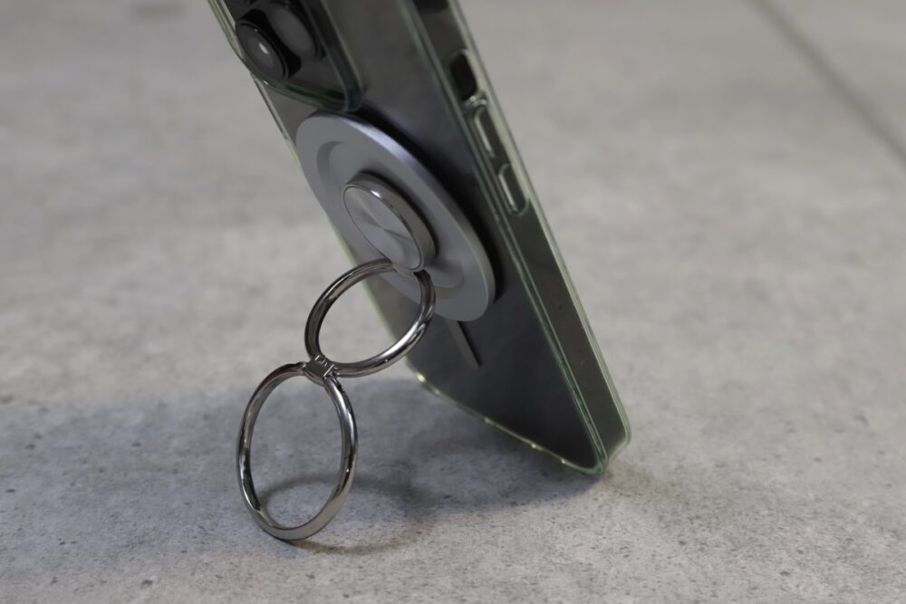 リングにもスタンドにも、トリニティのMagSafe対応『MagRista』