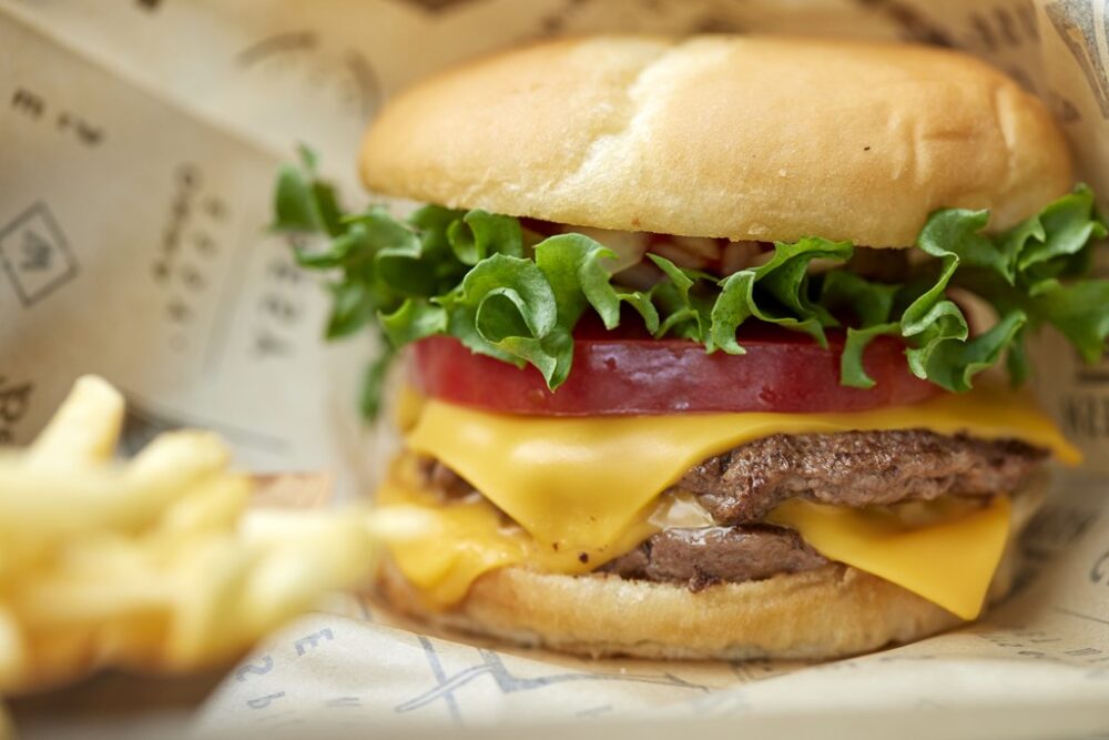 アメリカの地方で愛される昔ながらのハンバーガー|ウェイバックバーガーズ(東京・表参道)