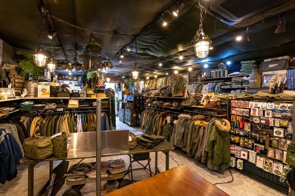 米軍横田基地のある街、福生でミリタリー気分を満喫!