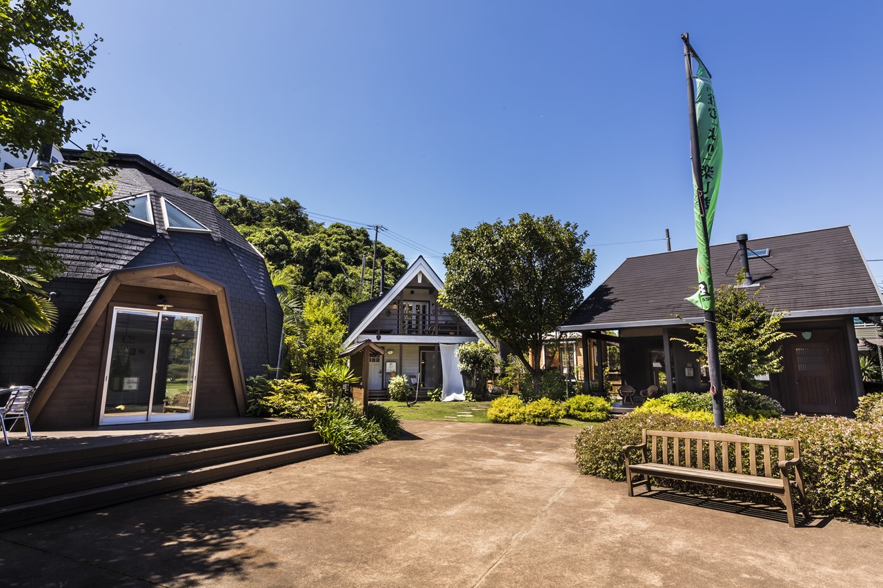 夢のマイホームへの一歩。「LOGWAY」は男の妄想を掻き立てる楽園だ。｜BESS