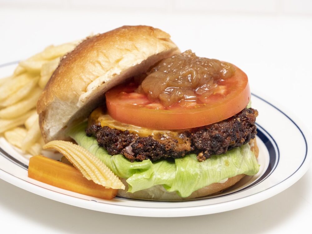 NYで経験を積んだNYスタイルバーガーが食べられる、東京・代々木上原の「バワリーレーン ニューヨークテーブル」。