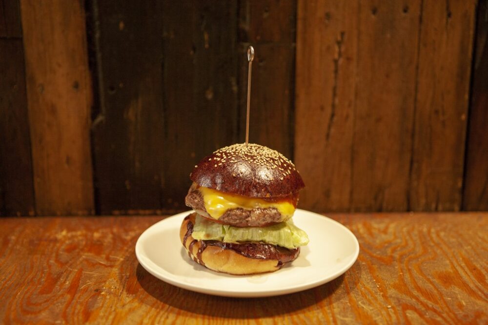 ランチ限定で営業するハンバーガー専門店。|ハングリーヘブン(東京・目黒)