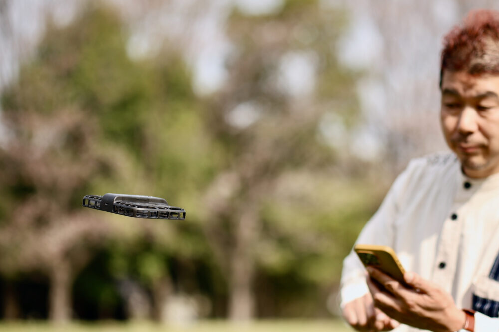 99gの超軽量ドローン『HOVERAir X1 Smart』は自撮りカメラとして最高！【動画あり】