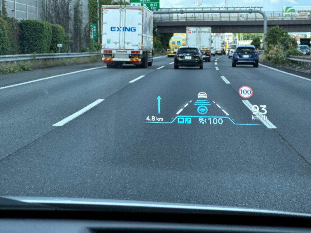 EVの日産アリアで体験した、プロパイロット2.0(自動運転レベル2)でも前を見ておくべき理由